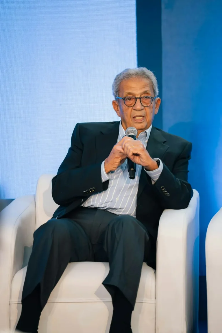 عمرو موسى من قمة صوت مصر 2026: السلام ضرورة لتحقيق التنمية.. والقطاع الخاص شريك أساسي في تجاوز تحديات المنطقة 18 عمرو موسى